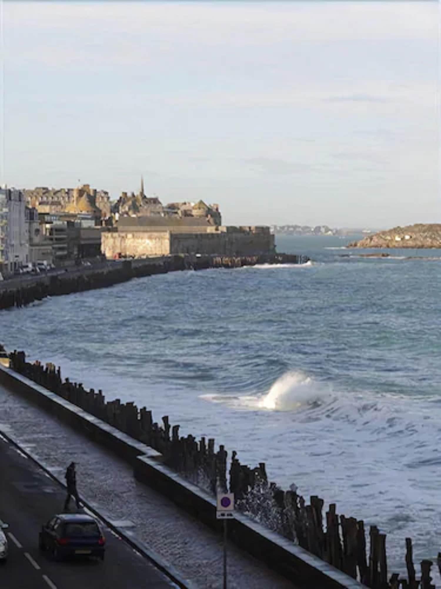 Hotel Le Nouveau Monde Saint-Malo Exterior photo