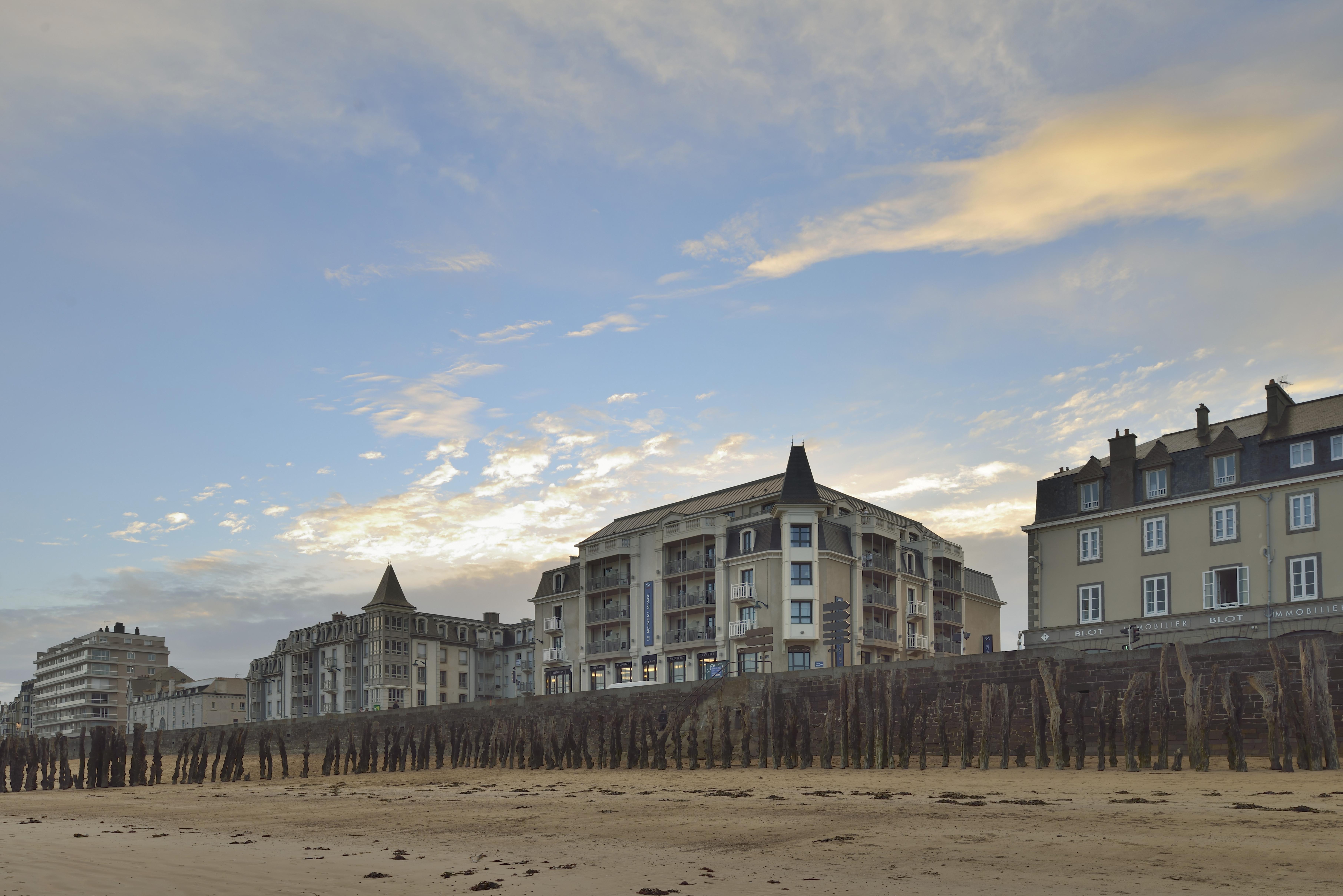 Hotel Le Nouveau Monde Saint-Malo Exterior photo