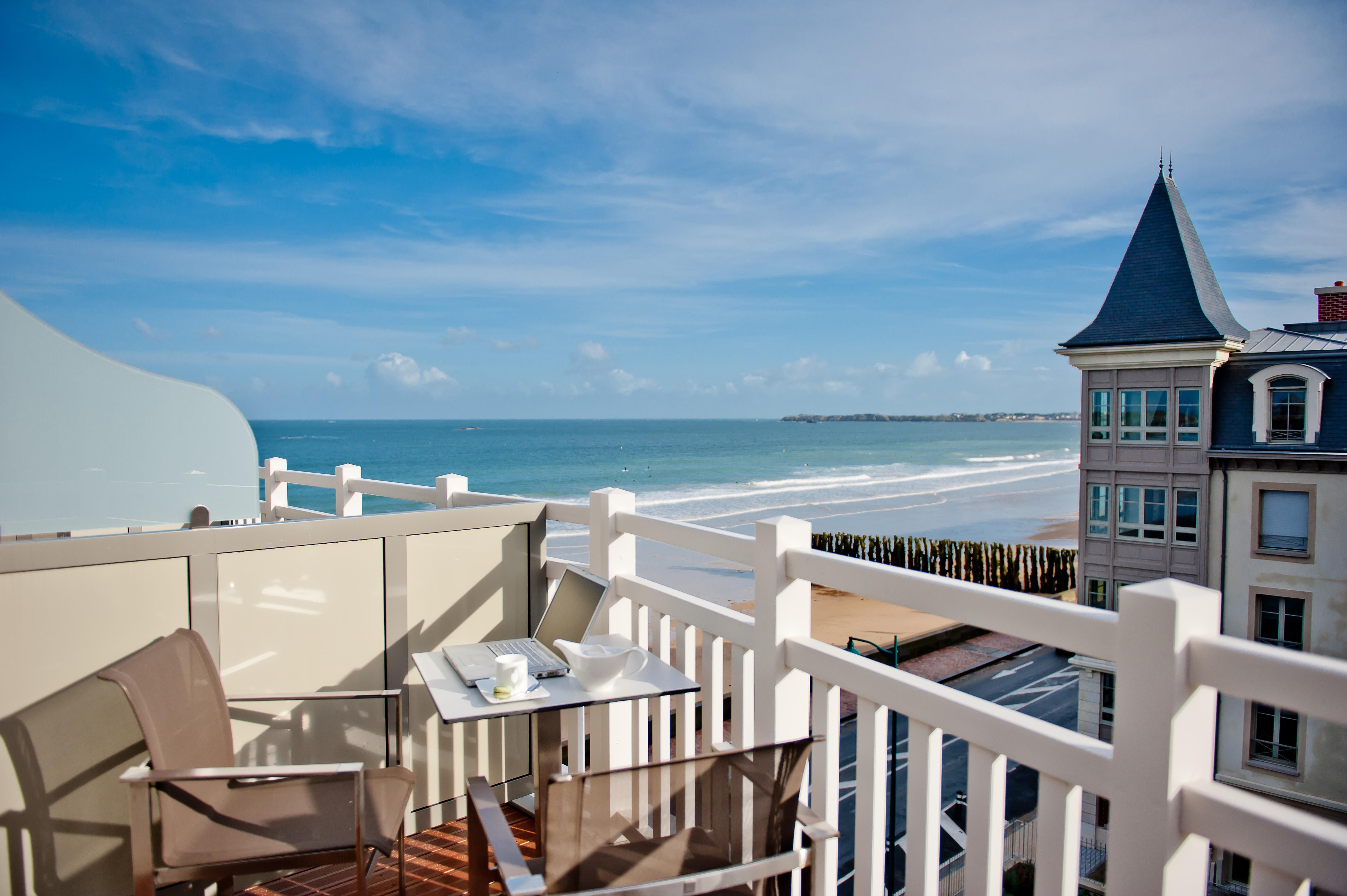 Hotel Le Nouveau Monde Saint-Malo Exterior photo