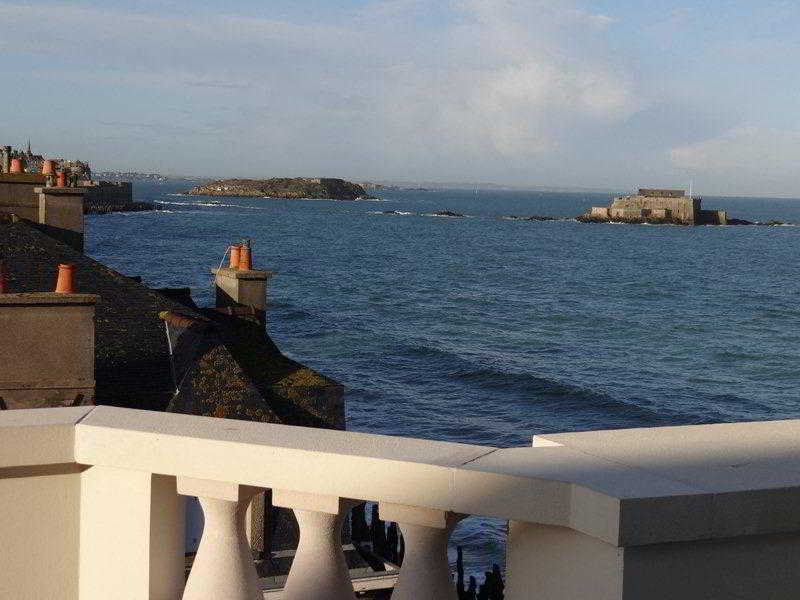 Hotel Le Nouveau Monde Saint-Malo Exterior photo